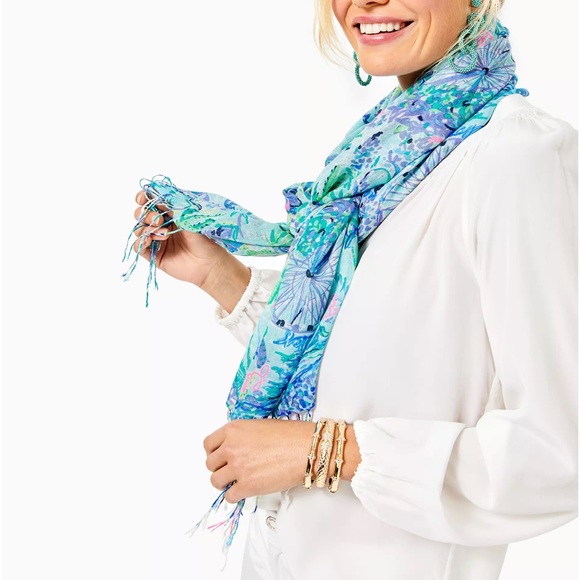 🎉HP🎉Lilly Pulitzer Murfee Silk/Cashmere Scarf - Picture 11 of 11